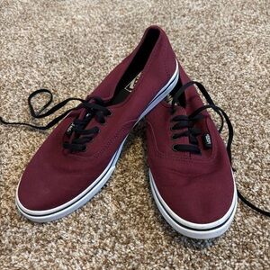 Vans || Maroon Lo Pro Canvas Sneakers Women’s Size 8.5